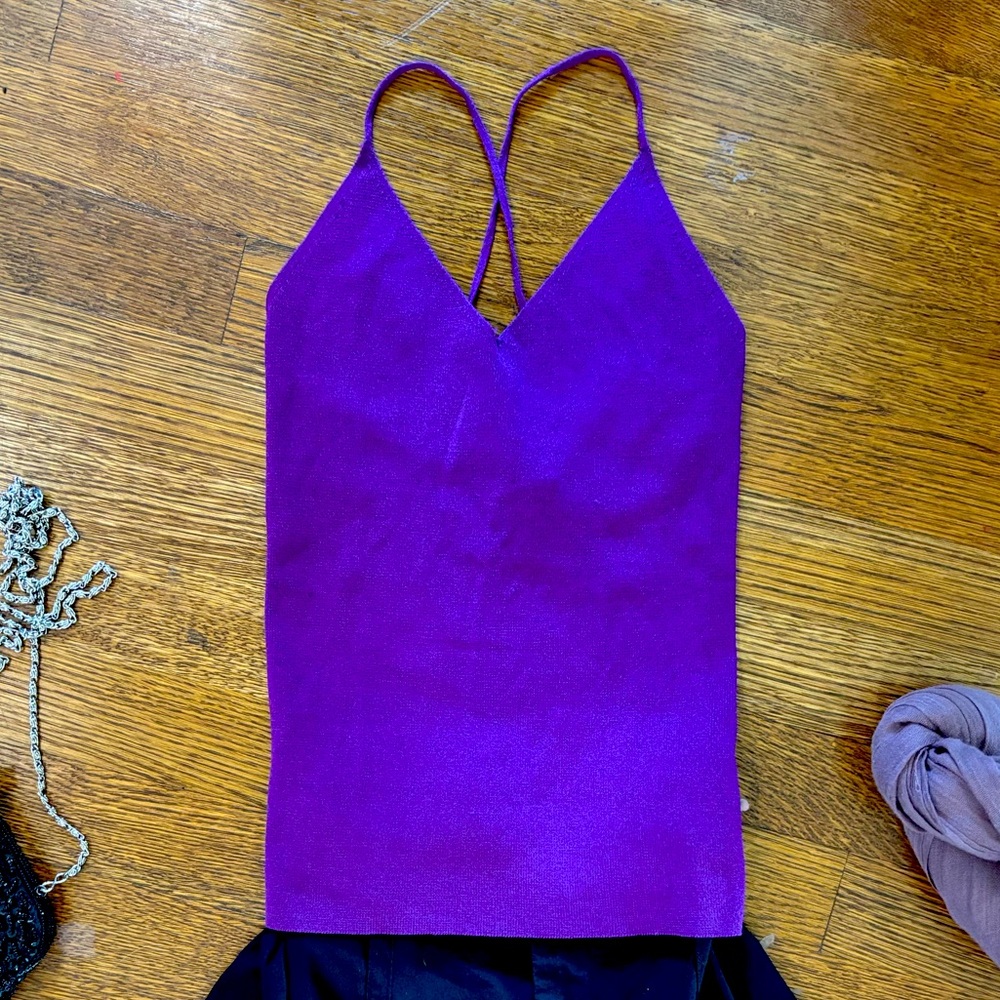 Club Monaco size XS slinky knit halter/cross strap fitted top, deep fuschia GUC